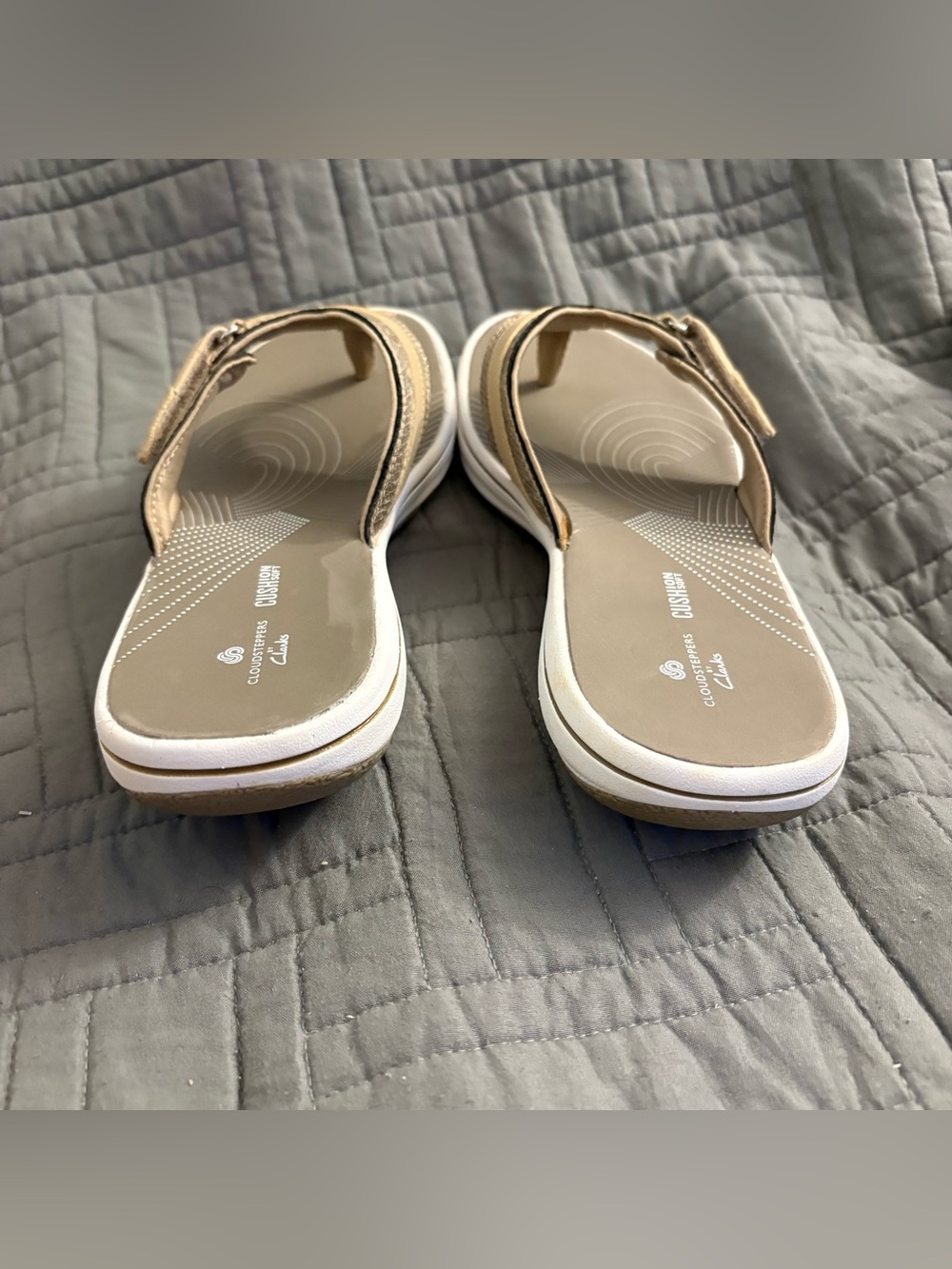 Clarks Cloudsteppers Breeze Sea Flip-flop Sandals Sz 8 Brown Snakeskin NEW - Picture 3 of 13
